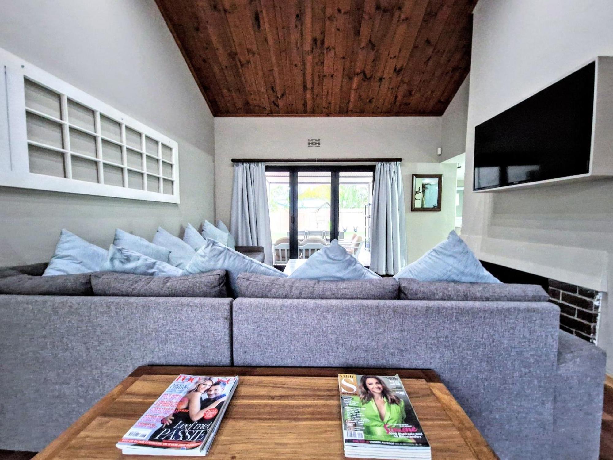 9 On Drommedaris Hotel Stellenbosch Ngoại thất bức ảnh